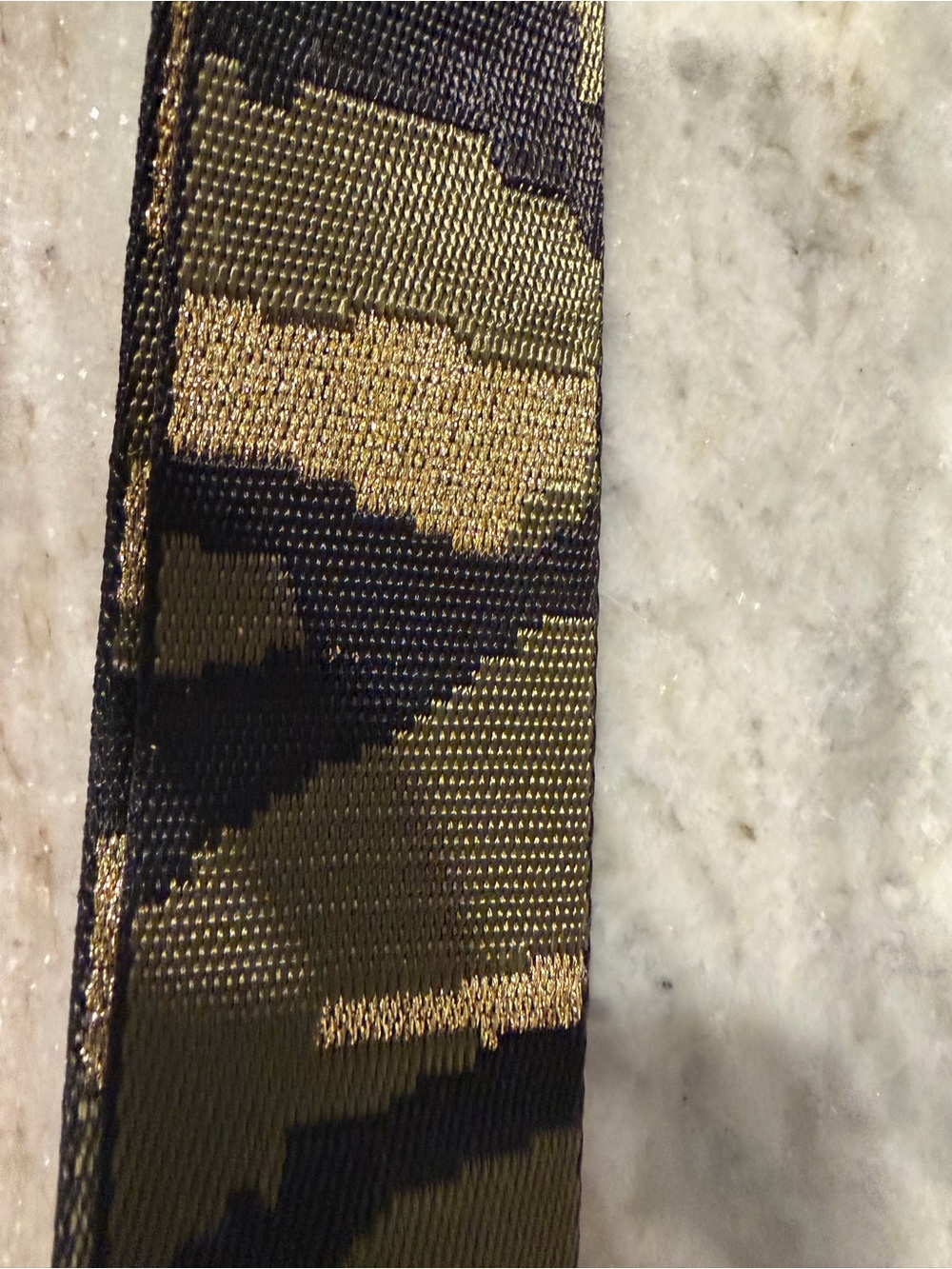 WanderFull HydroBag Metallic Green Puffer Crossbody Gold Camo Strap. - Picture 8 of 8